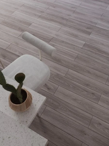 Ламинат Egger PRO 10/33 4V Дуб Камвуния серый EPL221 в Красноярске