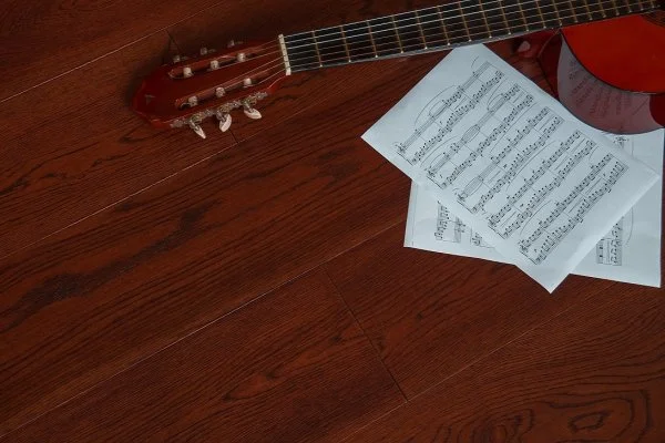 Массивная доска Аmber Wood Дуб шоколад браш лак 18*120*300-1800 мм в Красноярске