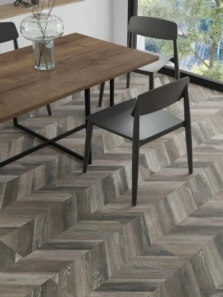 Ламинат Egger PRO 8/33 4V Large Дуб Кестинкорт Шоколад левая EPL240F4CL в Красноярске