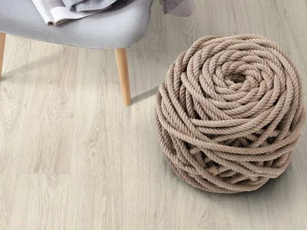 Ламинат Egger PRO 10/33 4V Дуб Азгил белый EPL153 в Красноярске