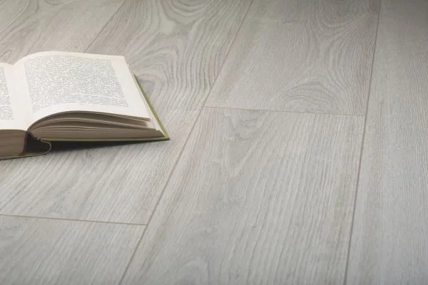 Ламинат Kronopol Platinium Milo Aqua Block 3034 Ferrara Oak в Красноярске