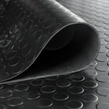 Противоскользящее резиновое покрытие Пятачки (1,0х10м) в Красноярске